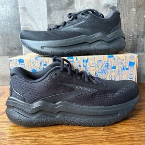 Brooks Women's Ghost Max 2 Running Shoes Size 7.5 Black Ebony 120420-1B-020